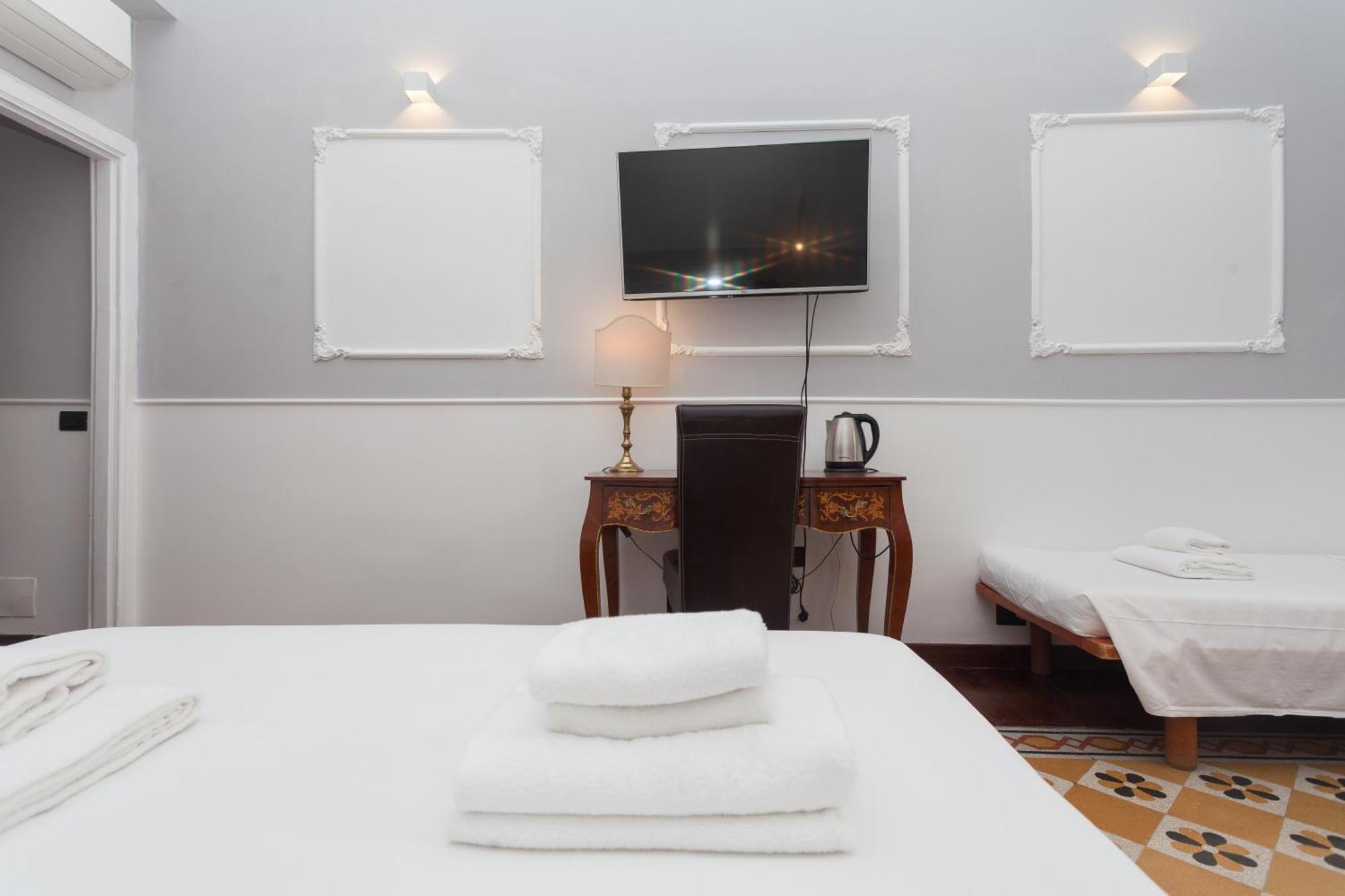 Pensión Palazzo Del Duca Piazza Navona 3*