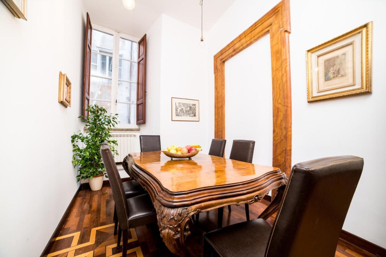 Pensión Palazzo Del Duca Piazza Navona 3*